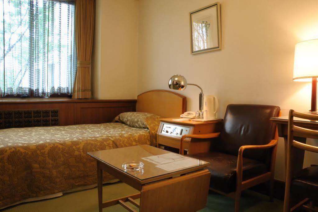 Hilltop Hotel Tokyo Ngoại thất bức ảnh